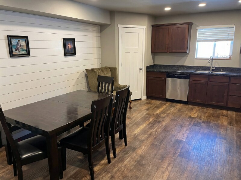 Building Photo - 285 N 680 E