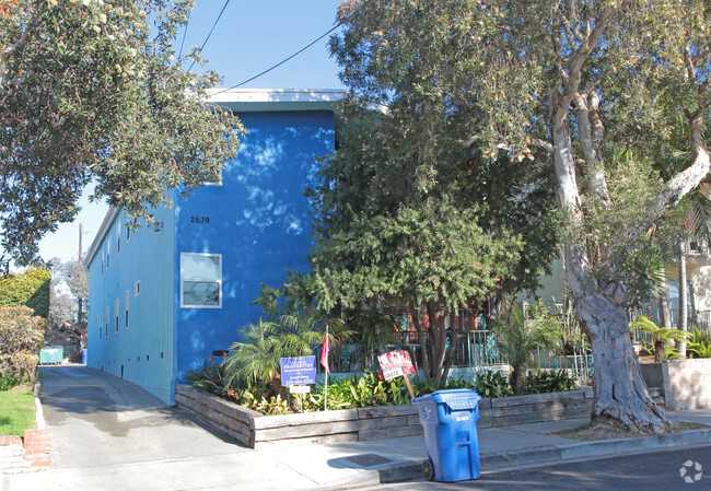 Primary Photo - 2639 6th St