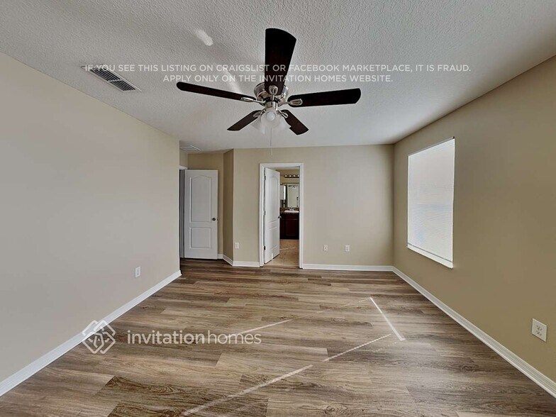 Building Photo - 526 Laguna Mill Dr