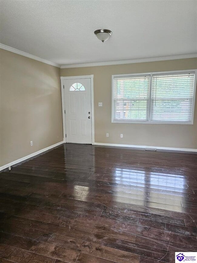Building Photo - 607 Harvard Dr