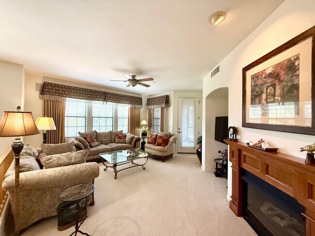 Building Photo - Luxury Fully Furnished Golf Course Condo in Gated Hassayampa!