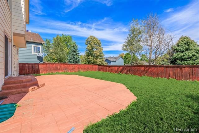 Building Photo - 9688 Queenscliffe Dr