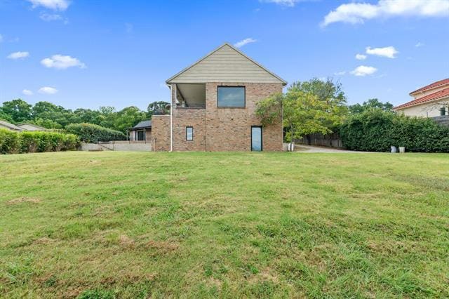 Building Photo - 8542 Meadowbrook Dr