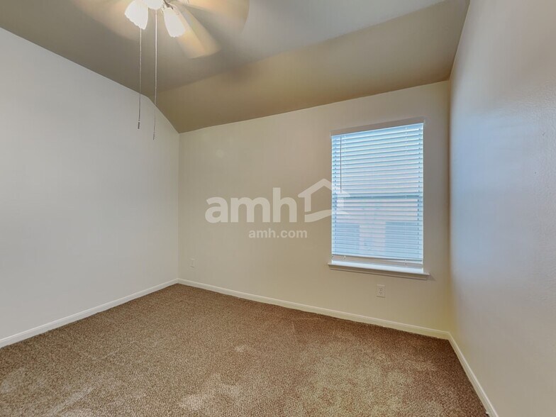 Building Photo - 16518 Barker Ranch Ct