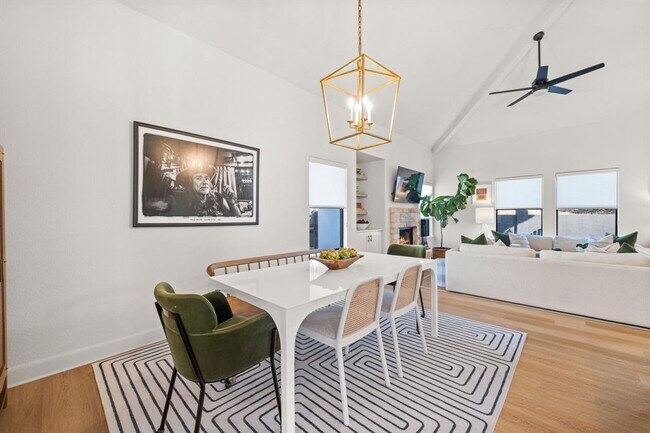 Building Photo - 1030 Daviot Dr