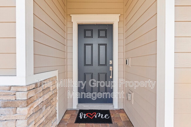 Building Photo - 383 St Vincent Dr