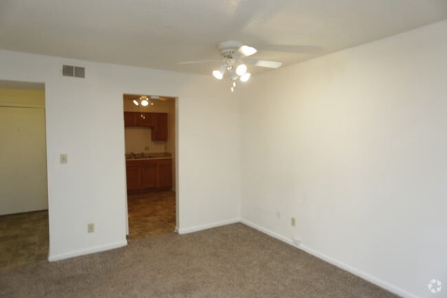 Oak Tree Square Grandview Mo Apartment Finder