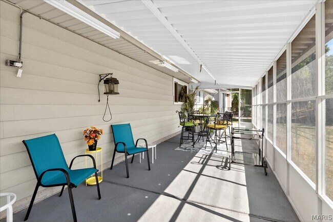 Building Photo - 354 Burncoate Dr