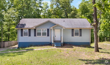 Building Photo - 3 Bedroom home with finished BASEMENT
