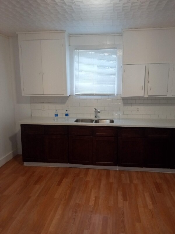 Primary Photo - 144 12th St