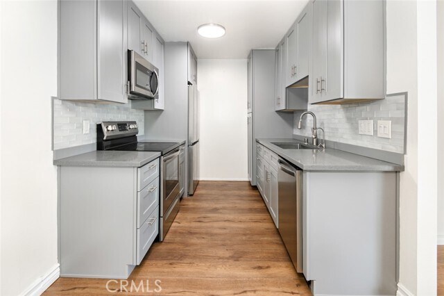 Building Photo - 348 Miraleste Dr