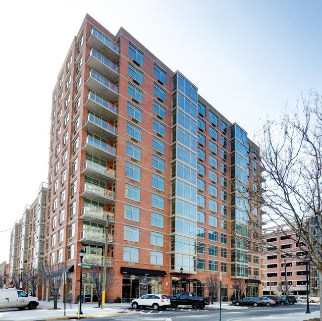 Building Photo - 1450 Washington St