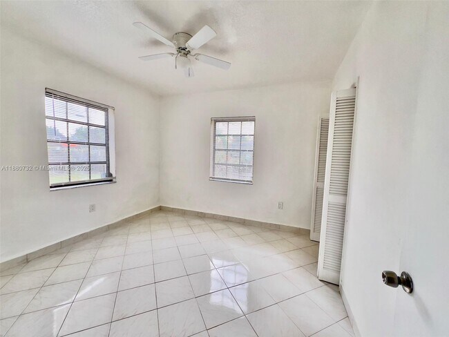 Building Photo - 2101 SW 81st Ave