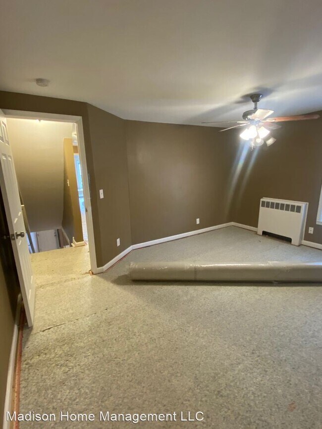 Building Photo - 4 br, 2.5 bath House - 217 Ridge Street