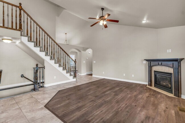Building Photo - Spacious Syracuse Home with Covered Deck, Loft & Oversized 3-Car Garage