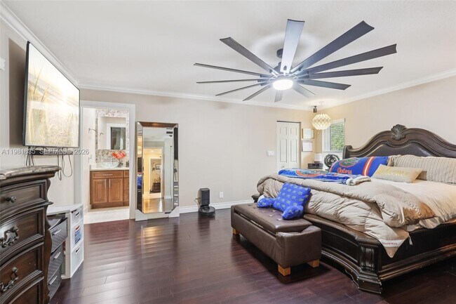 Building Photo - 11573 NW 39th Pl