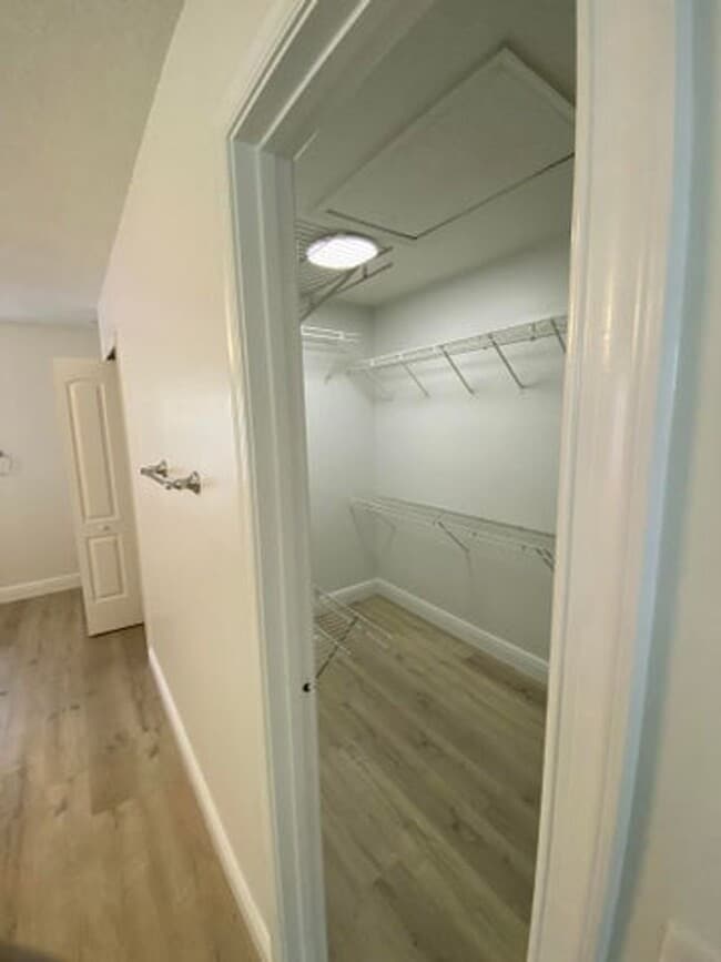 Building Photo - 4593 Bucida Rd