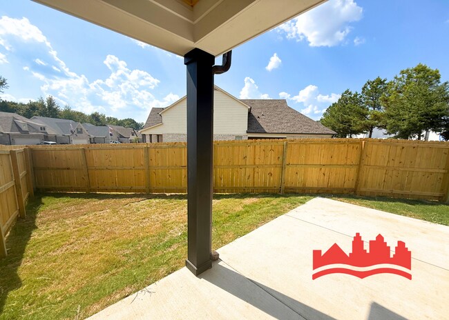 Building Photo - Dec Special - December rent free and half off January rent. New Build in Oakland, TN!