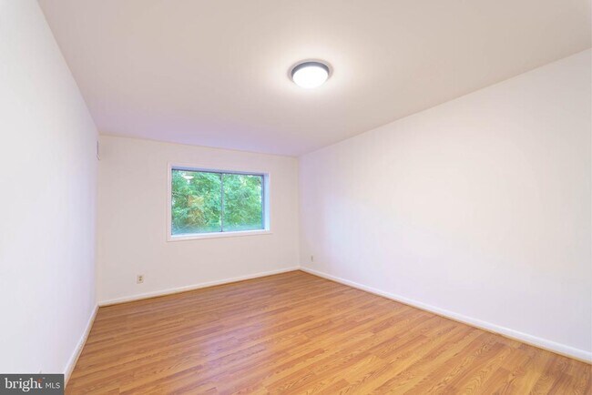 Building Photo - 12652 Dara Dr