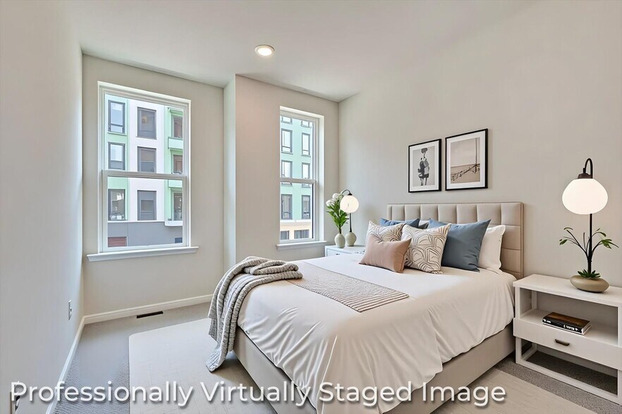 Building Photo - 317 Sadie Cir