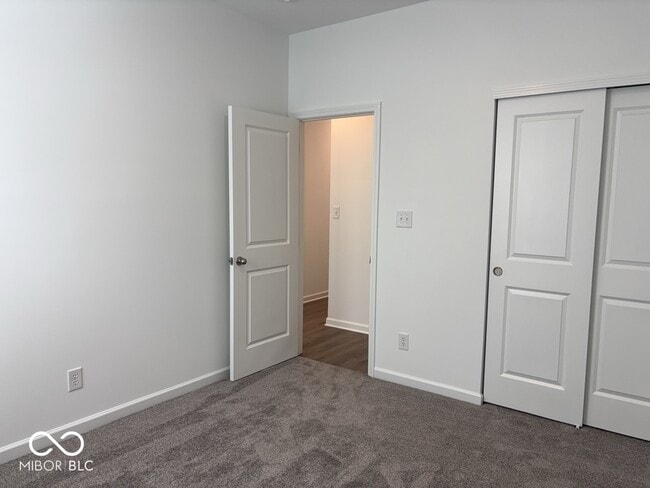 Building Photo - 817 Oyster Bay Dr