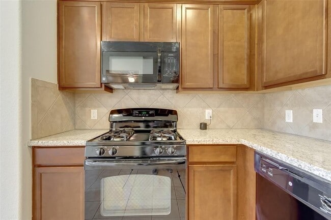 Building Photo - 8731 Sunny Gallop Dr