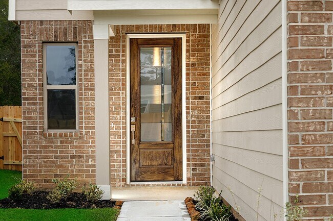 Building Photo - 27646 Mesabe Dr