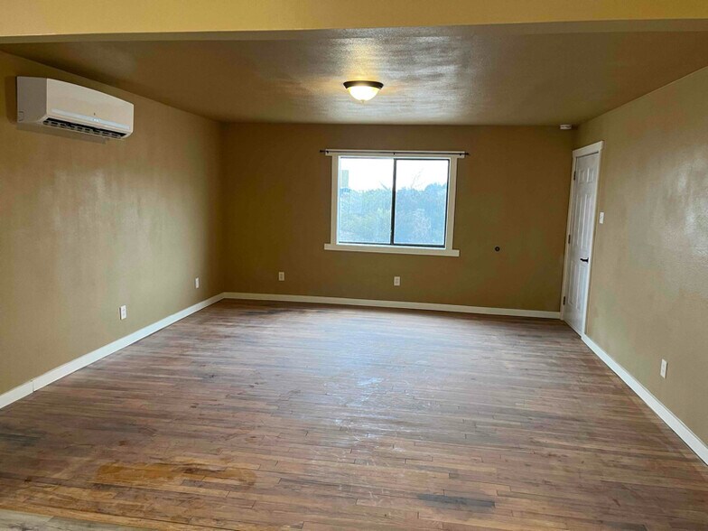 Building Photo - 3707 Tome Rd