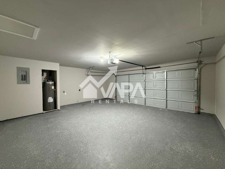 Building Photo - 222 Kerry Brook Dr