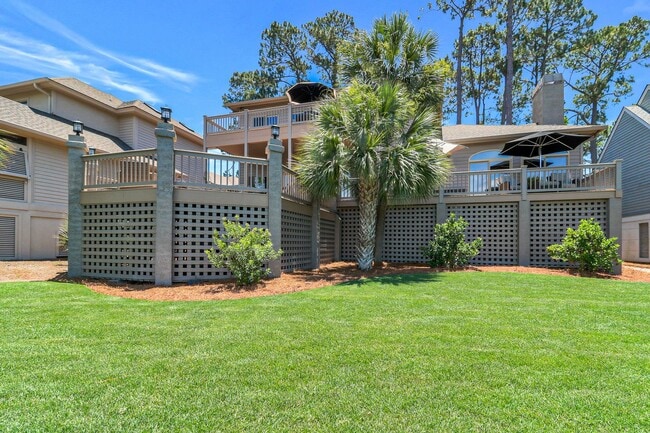 Building Photo - Spectacular Sea Pines Home - Marsh/Water Views!