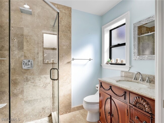 Building Photo - 188 Columbus Way