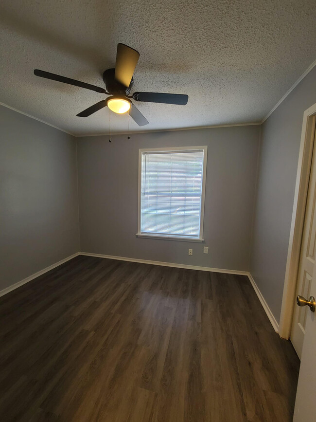 Building Photo - Canton TX Apartments