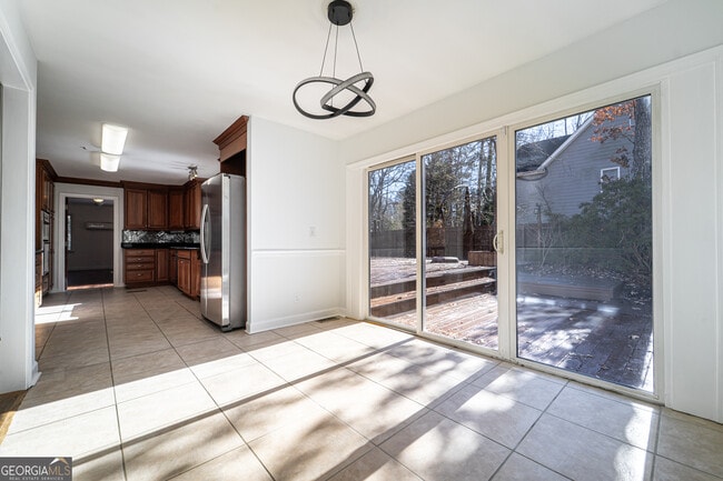 Building Photo - 3926 Clubland Dr