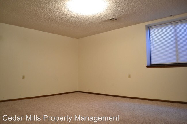 Building Photo - 4 br, 2 bath House - 1459 Northwest Parkway