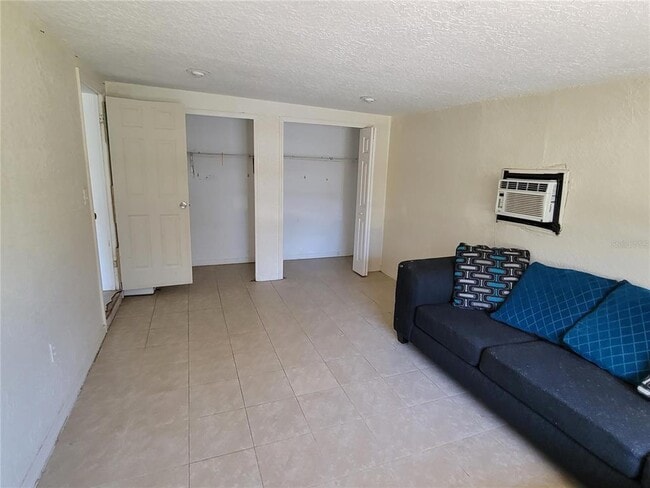 Building Photo - 3031 Herold Dr