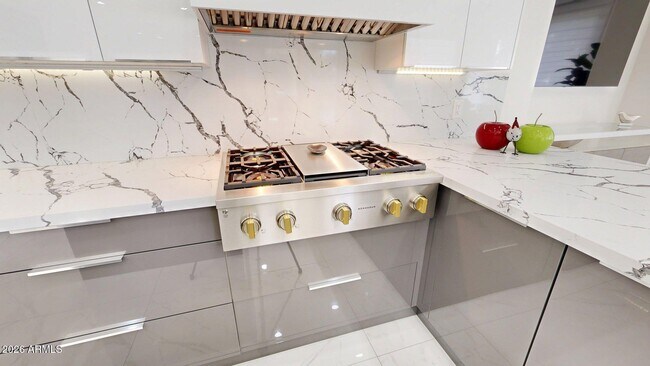 Building Photo - 3231 S Jojoba Way