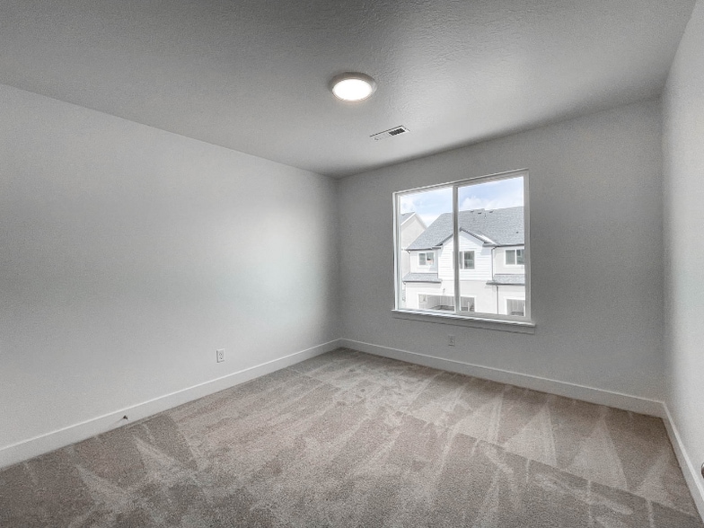 Building Photo - 4508 W Watchmen Wy