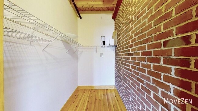 Building Photo - 3205 N Davidson St