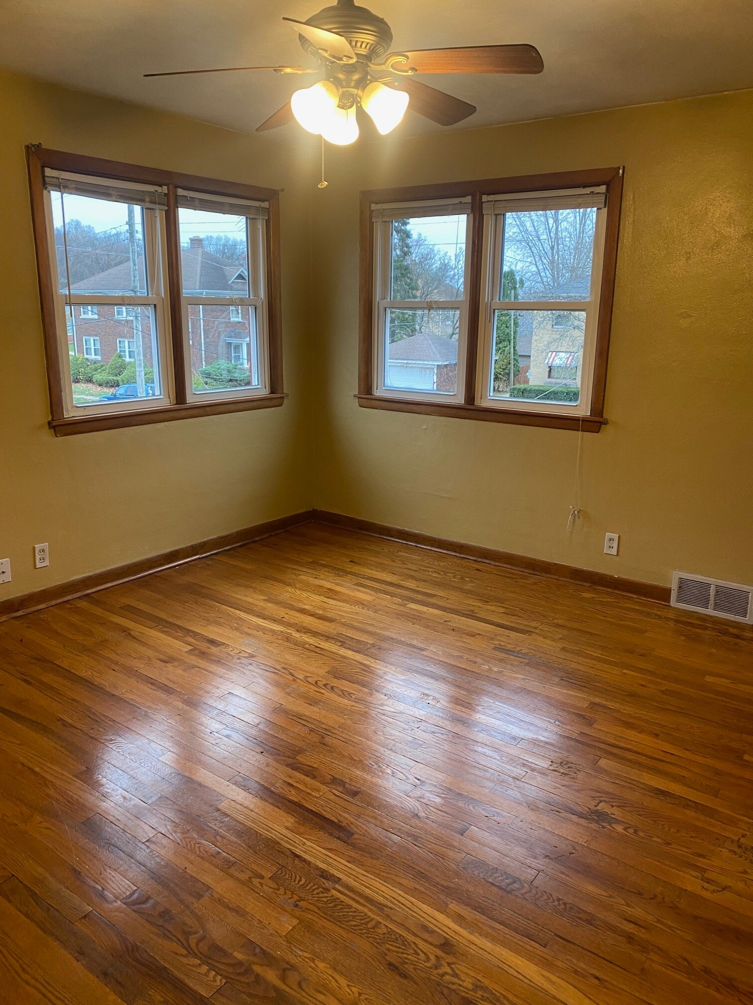 Building Photo - 717 N Highland Ave