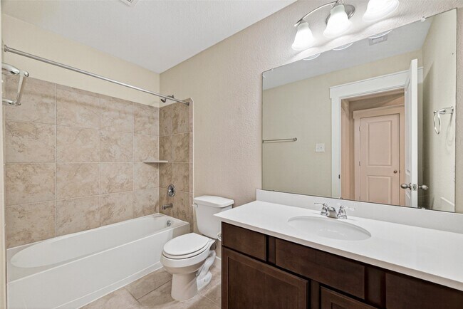 Building Photo - 252 Laura Leigh Ln