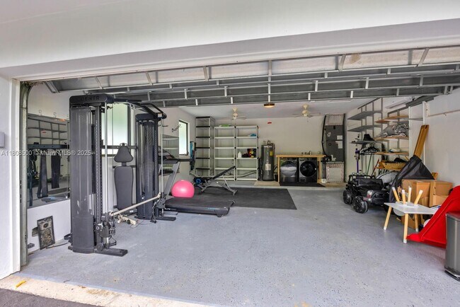 Building Photo - 6860 SW 99th Terrace