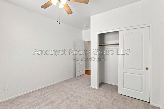 Building Photo - 7027 W Potter Dr