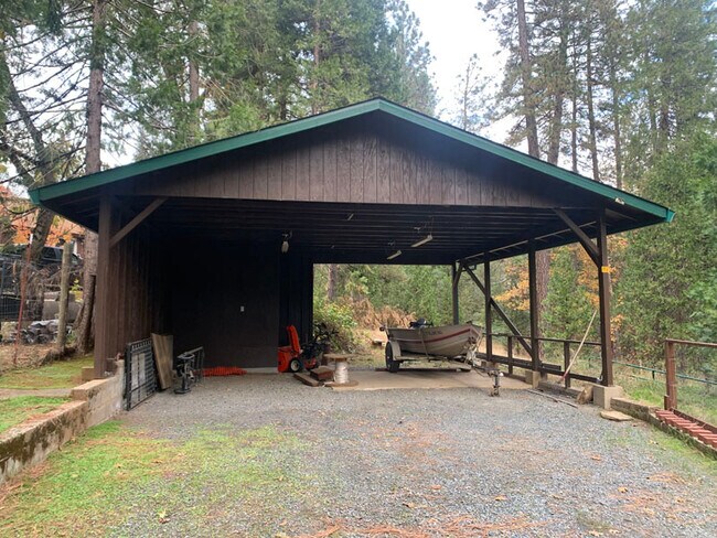 Building Photo - 3177 Brauer Rd