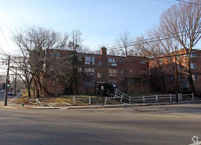 Building Photo - 2907 Gainesville St SE
