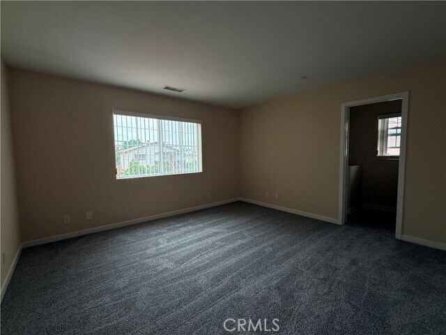 Building Photo - 242 S Redwood Ave