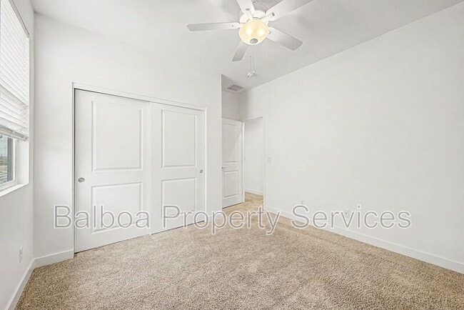Building Photo - 5532 S Dillon Cir
