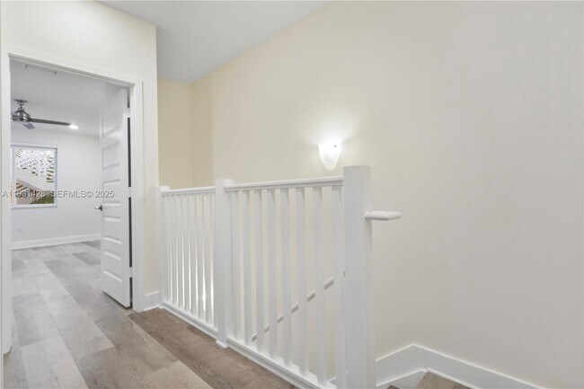 Building Photo - 6425 NW 103rd Pl