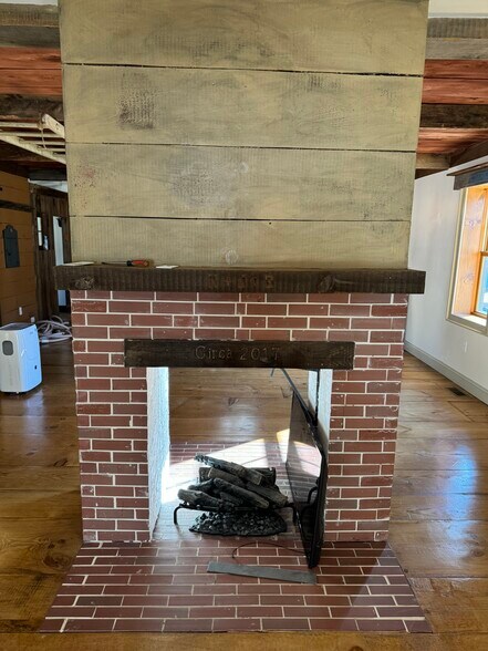 Building Photo - 106 Wheelock Ave