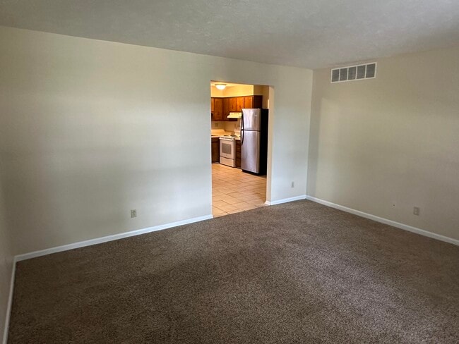 Building Photo - 415 Ridgewood Ln