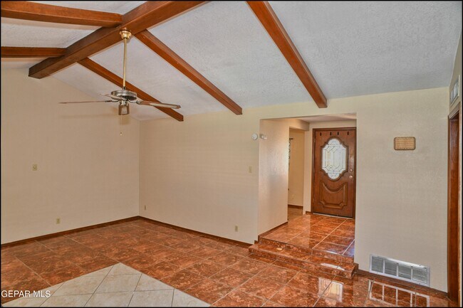Building Photo - 11600 Casa View Dr